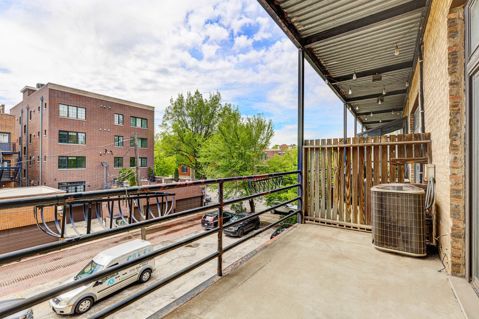 2525 N Sheffield Avenue #2C, Chicago, IL 60614