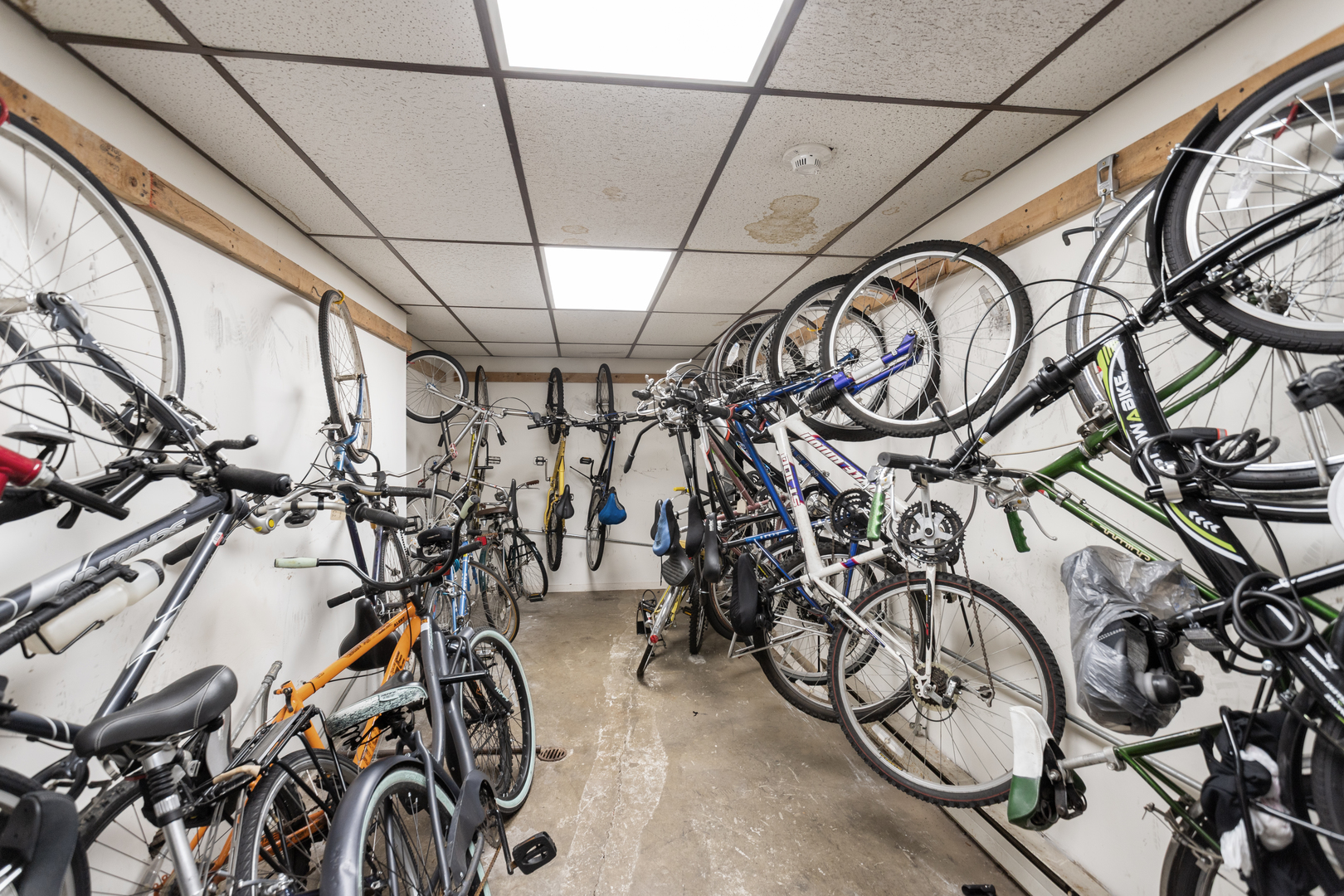 850 Des Plaines Avenue #504, Forest Park, IL 60130