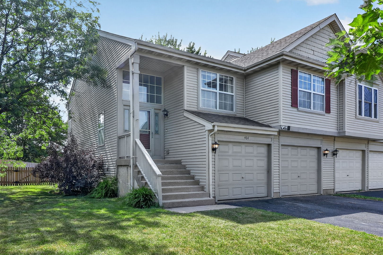 464 Gloria Lane, Oswego, IL 60543