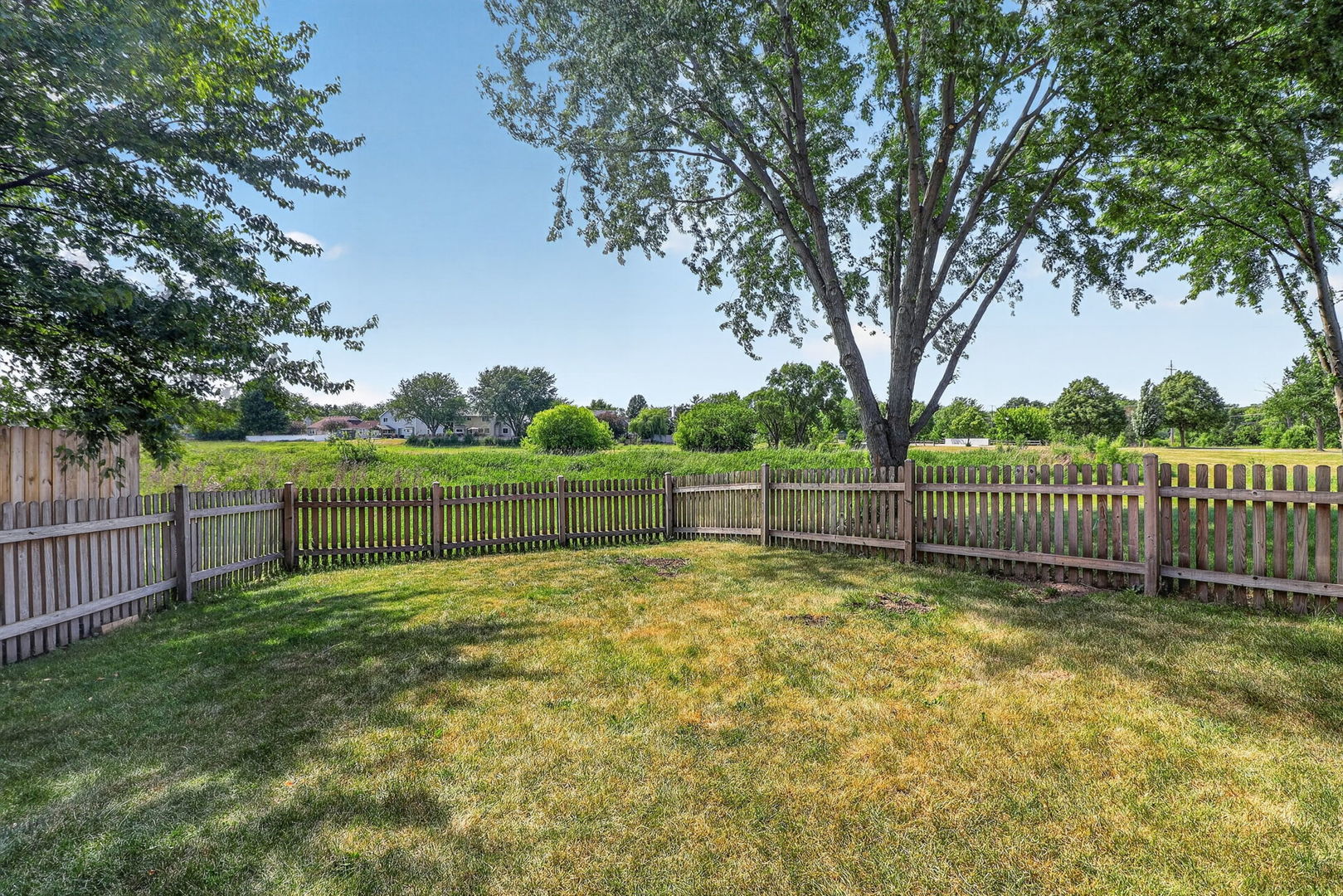464 Gloria Lane, Oswego, IL 60543