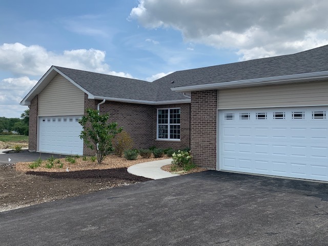 451 BUILDING 9 RIDGE Lane, Bolingbrook, IL 60440