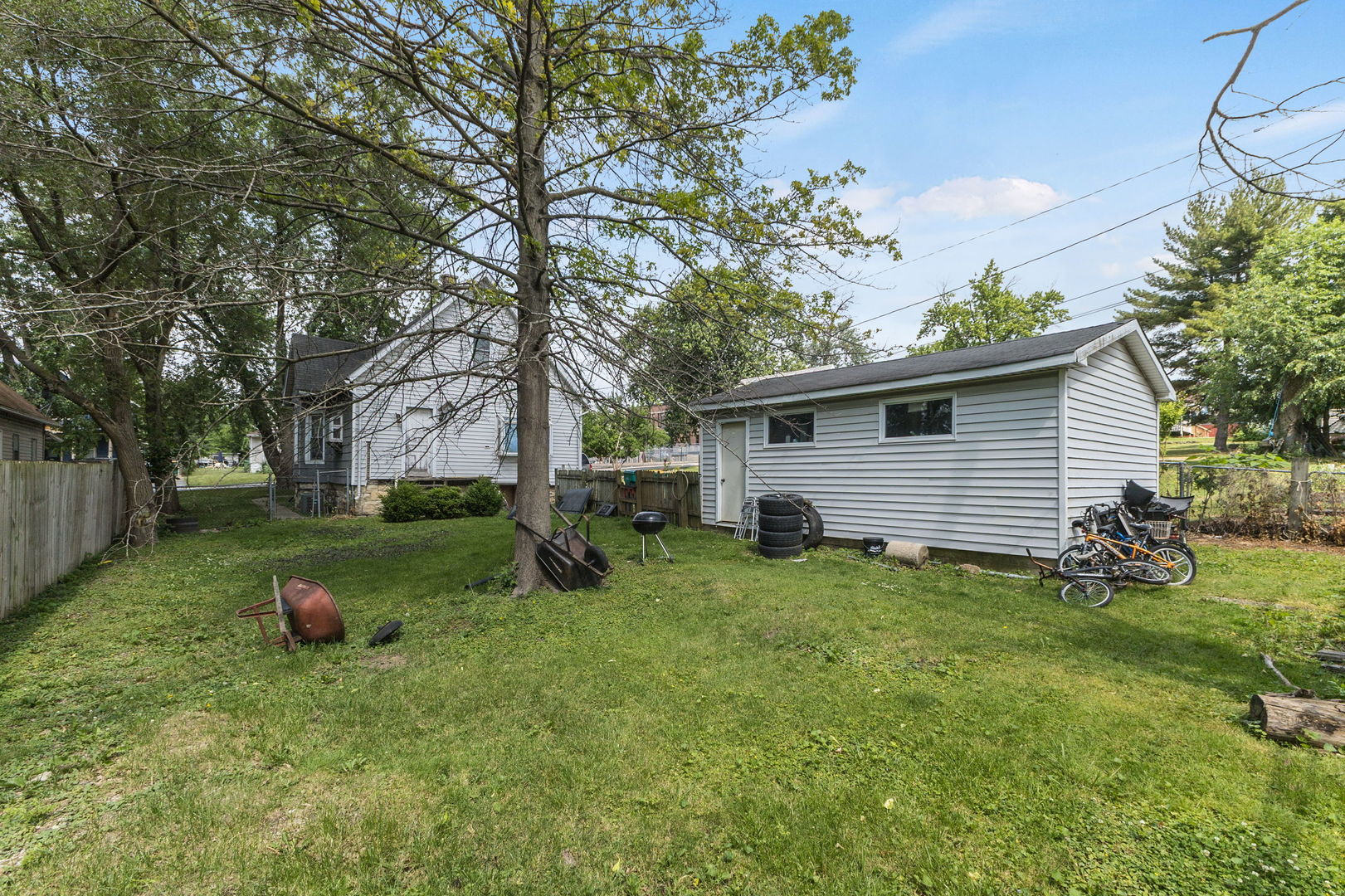 304 Harwood Street, Joliet, IL 60432