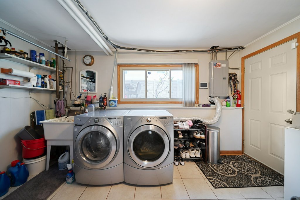 365 W Myrick Avenue, Addison, IL 60101