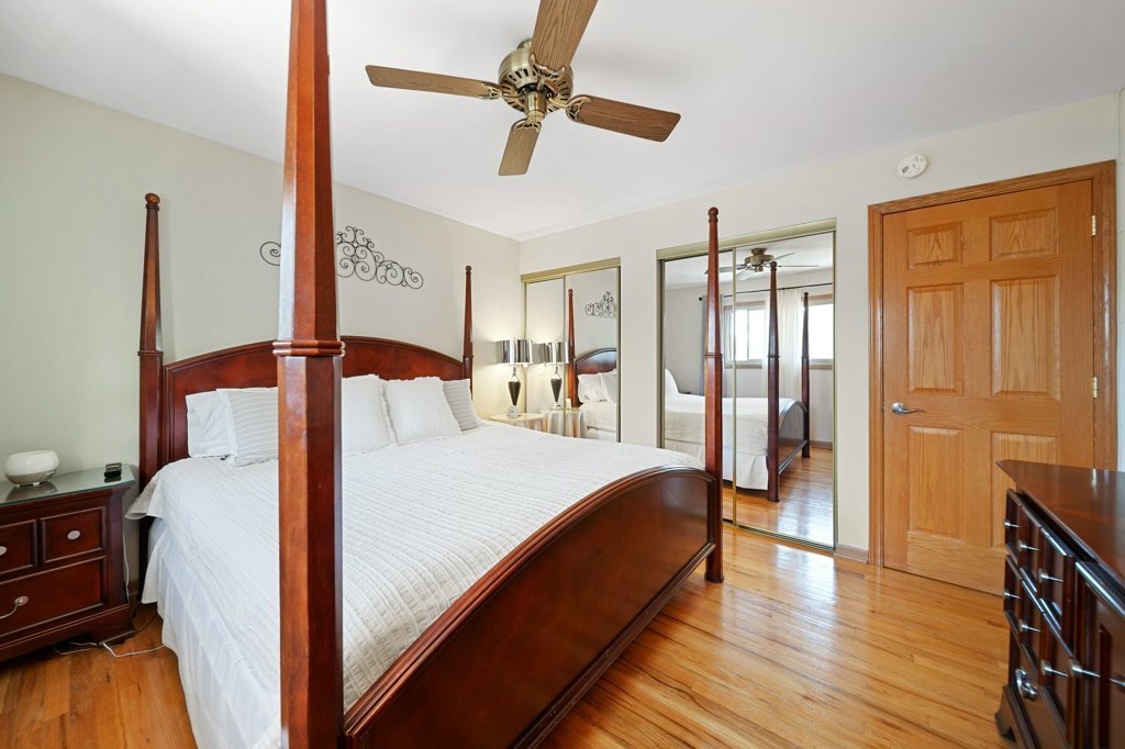 365 W Myrick Avenue, Addison, IL 60101