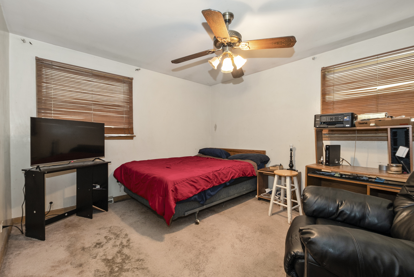 11600 S Hale Avenue, Chicago, IL 60643