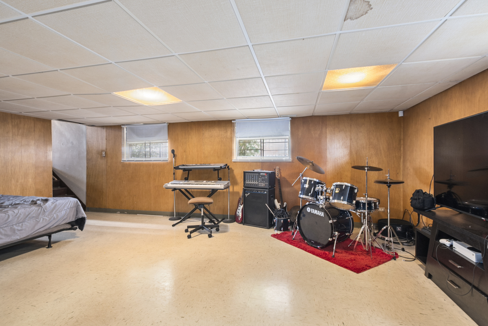 11600 S Hale Avenue, Chicago, IL 60643