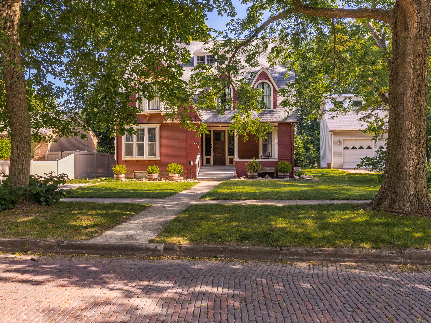 407 W Grove Street, Pontiac, IL 61764