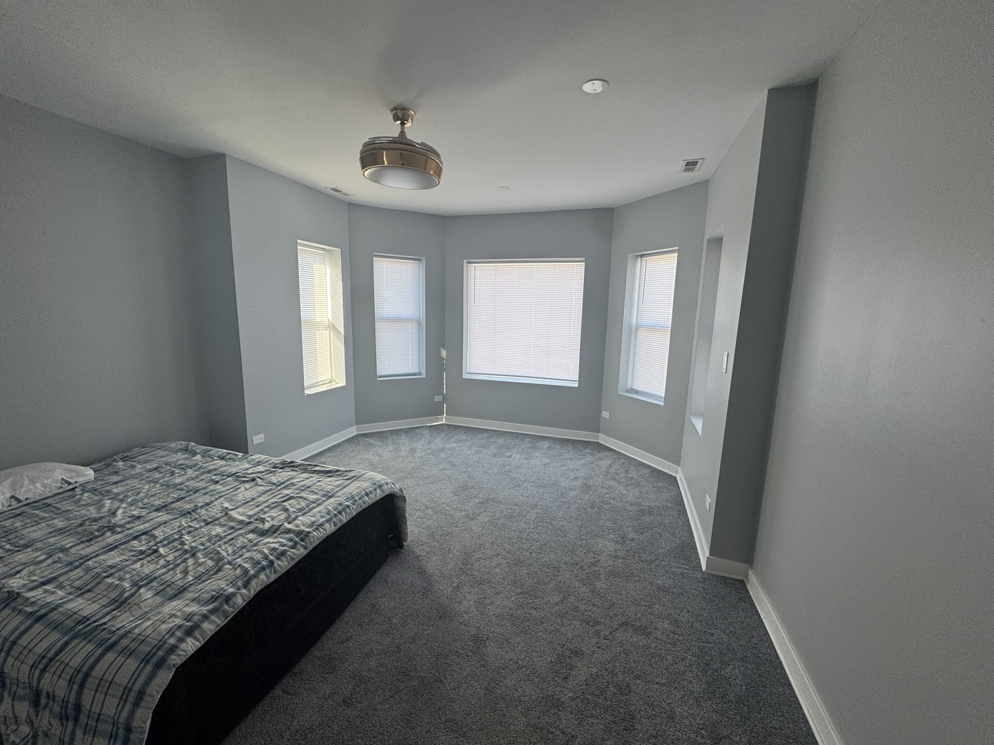 851 Wentworth Avenue, Calumet City, IL 60409