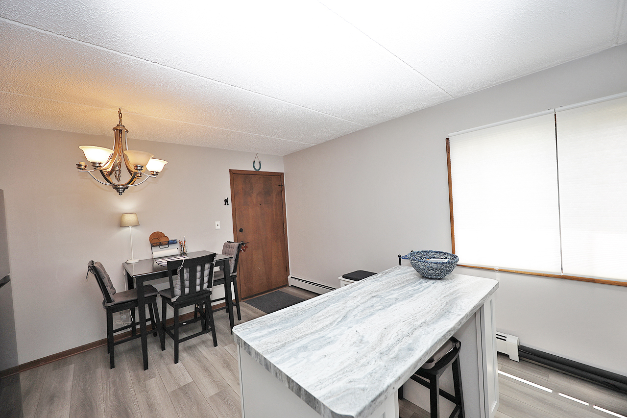 4946 Douglas Road #202, Downers Grove, IL 60515