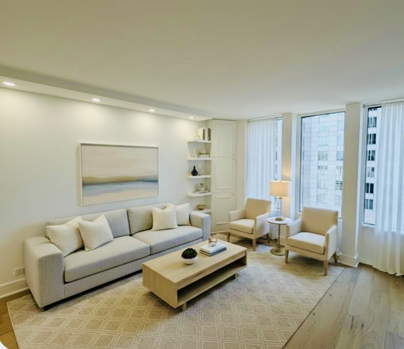 100 E Walton Street #36C, Chicago, IL 60611