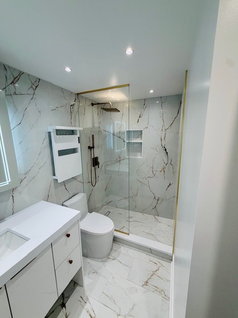 100 E Walton Street #36C, Chicago, IL 60611