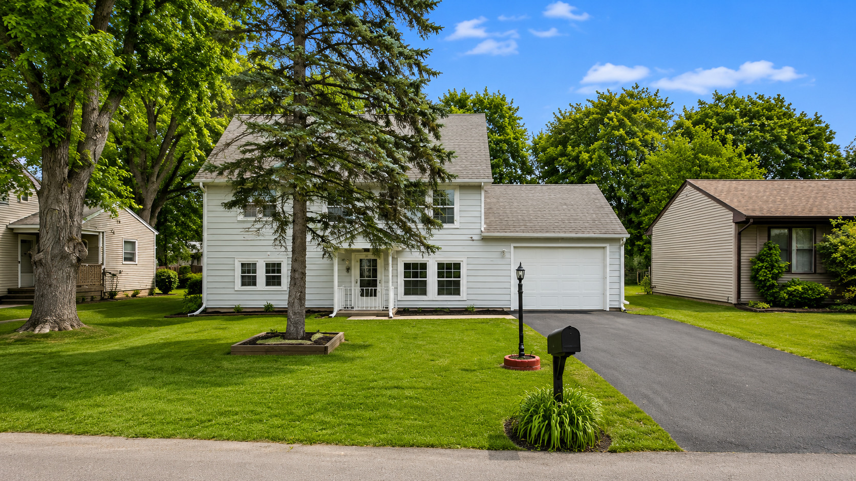 1716 Rogers Avenue, McHenry, IL 60050
