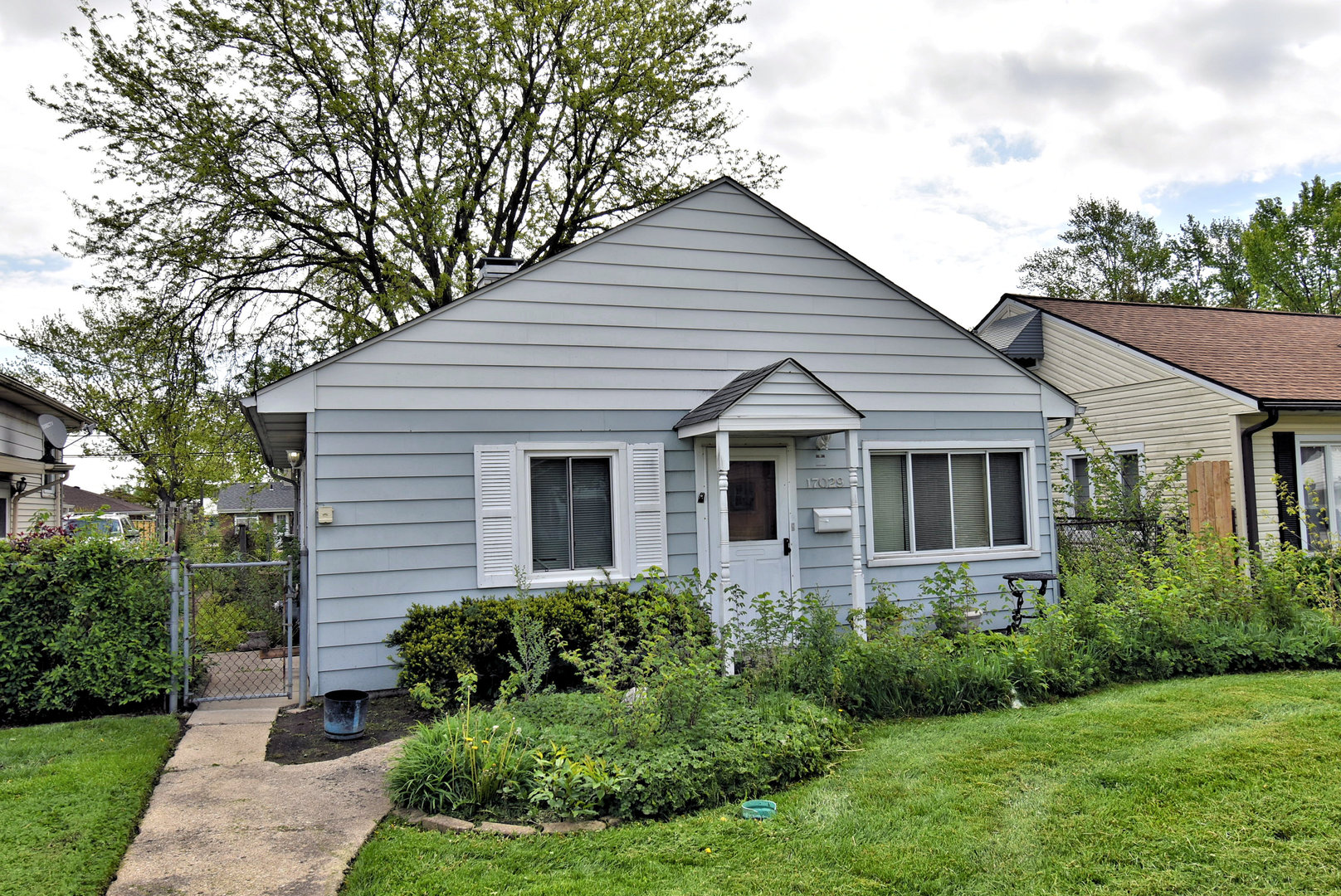 17029 Lorenz Avenue, Lansing, IL 60438