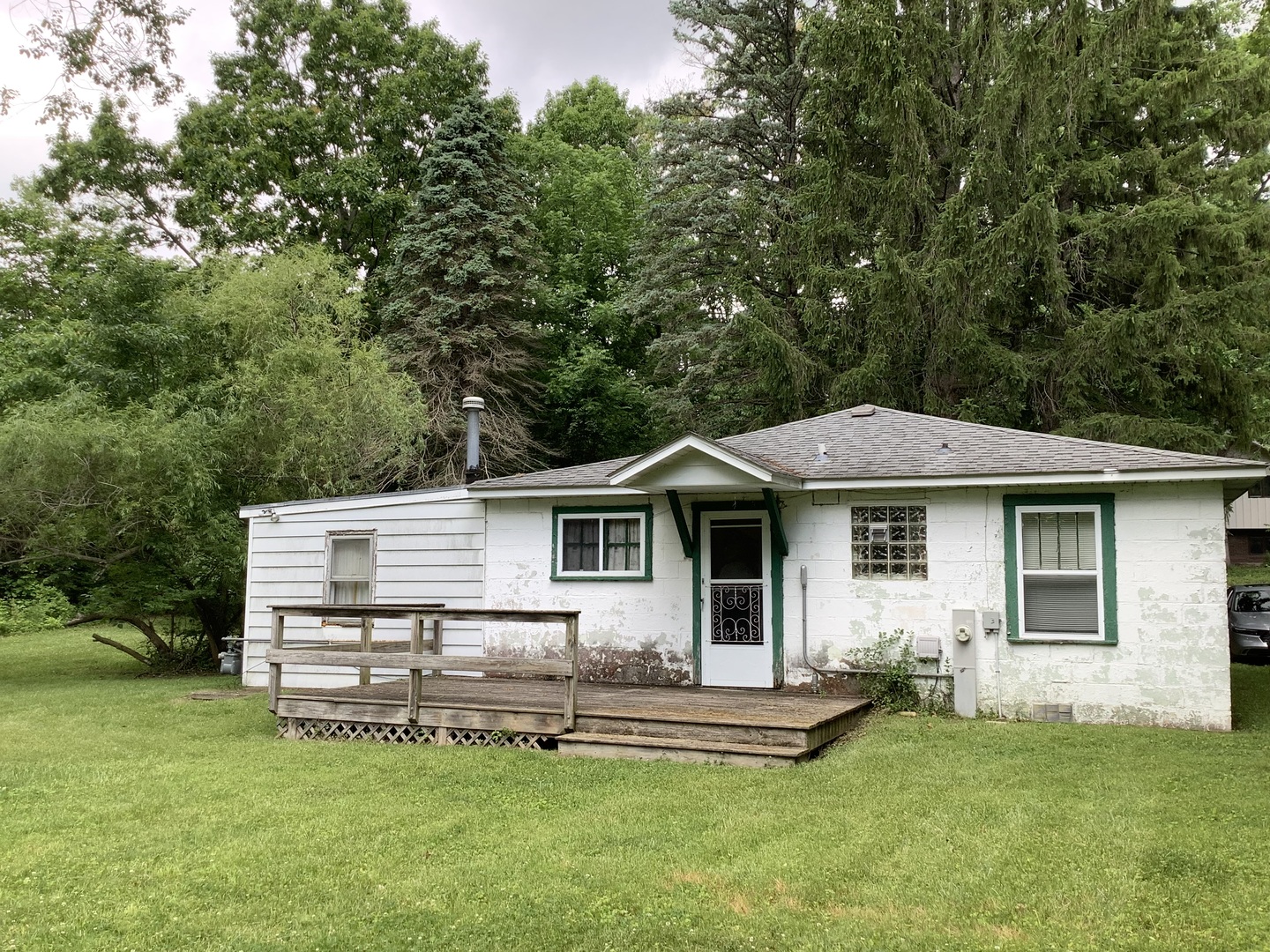 26665 W Sycamore Road, Antioch, IL 60002