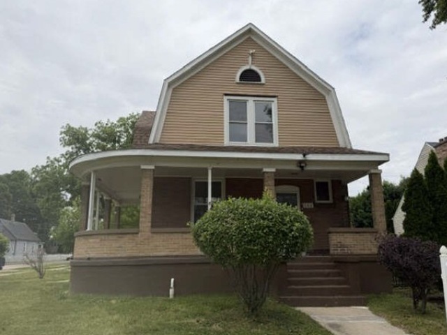 558 N Crystal Street, Elgin, IL 60123