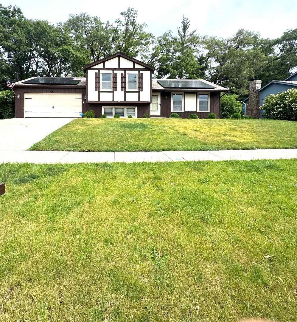 800 Marston Avenue, Glen Ellyn, IL 60137