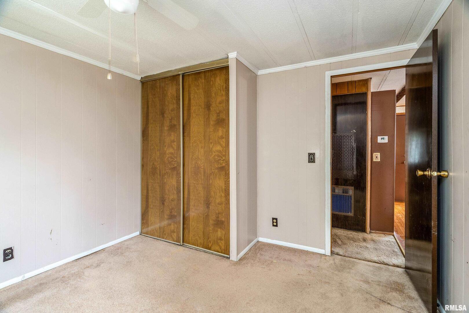 208 W PENNSYLVANIA Avenue, Pittsburg, IL 62974